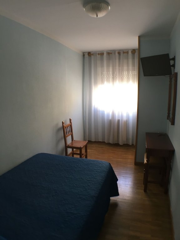 Фото Hostal Ec Leon