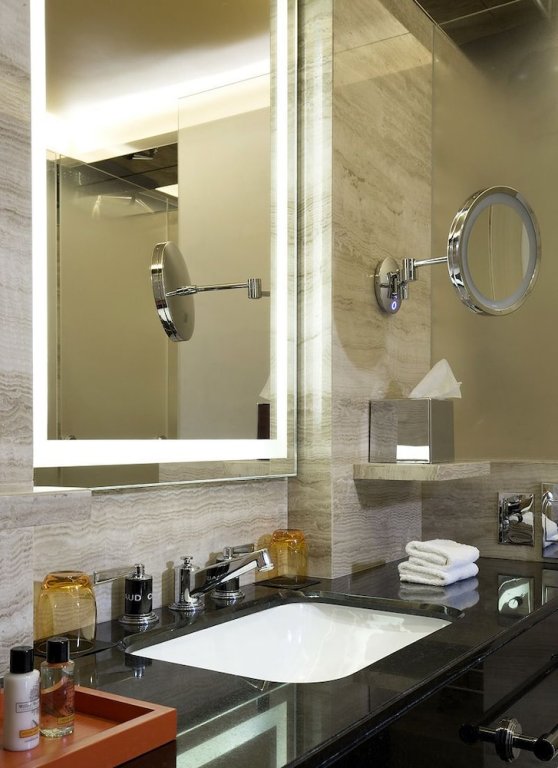 Фото Hotel Montaigne