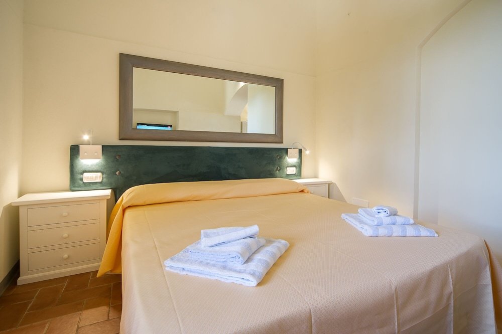 Фото Chiostro delle Monache Volterra