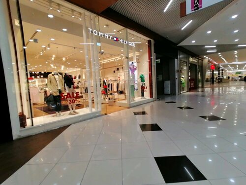 Tommy hilfiger 2024 city mall
