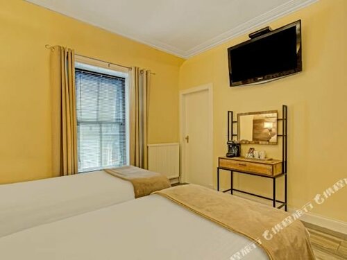 Гостиница Kinloch Arms Hotel в Области Ангус