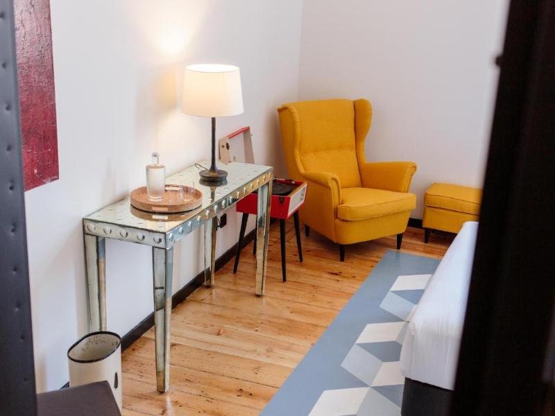 Фото The House of Sandeman Hostel & Suites