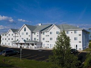 Гостиница Travelodge Suites by Wyndham Moncton