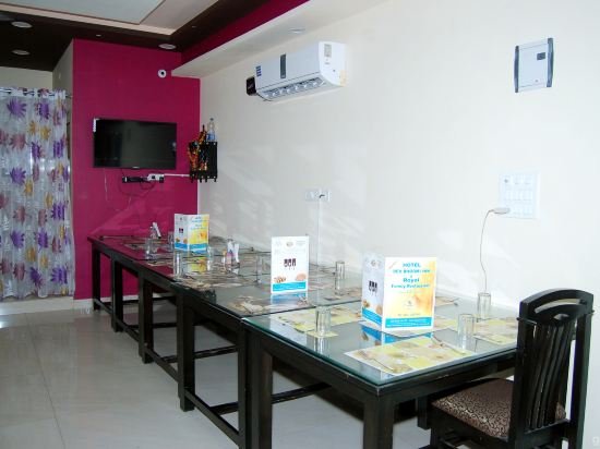 Фото Hotel Devbhoomi Inn