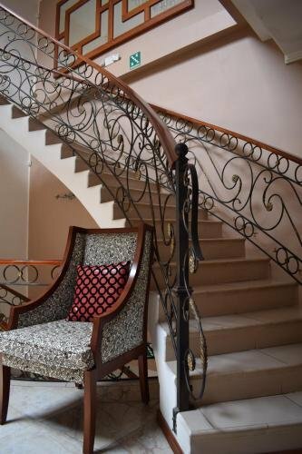 Гостиница Alejandrina Hotel в Куэнке