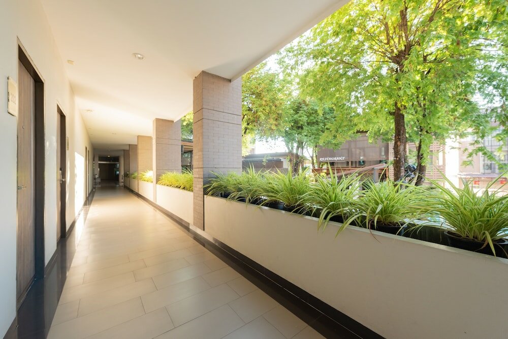 Фото Romyen Garden Place