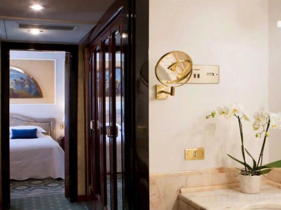 Фото Starhotels Du Parc