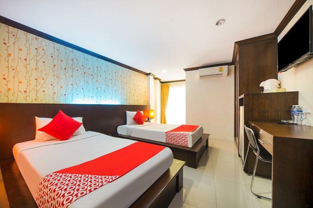Фото Oyo 232 Patong City Hometel