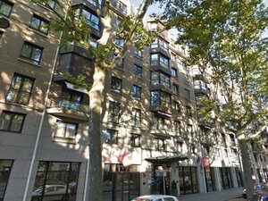 Гостиница Warwick Reine Astrid Lyon