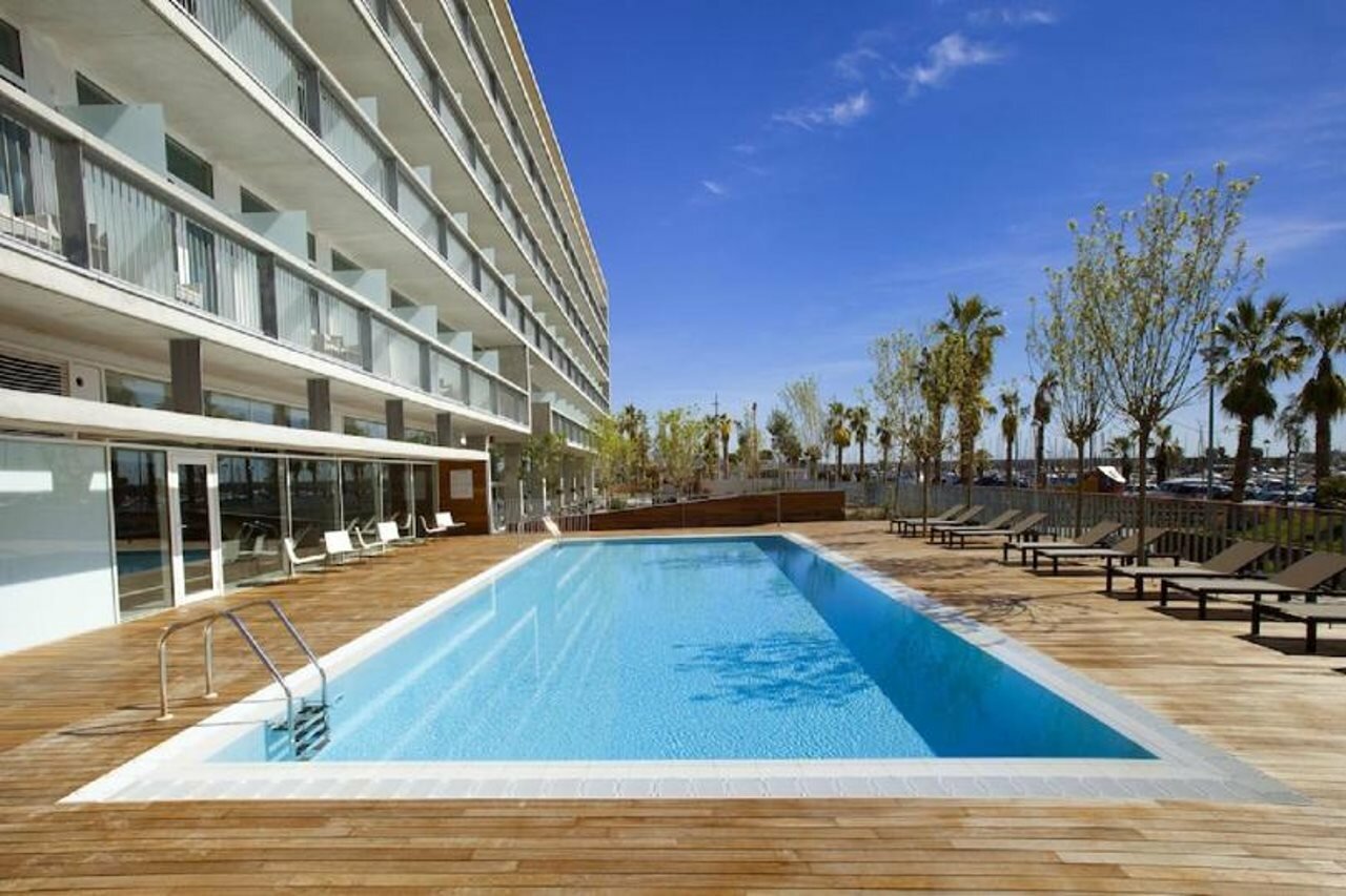 Фото Hotel Atenea Port Barcelona Mataro