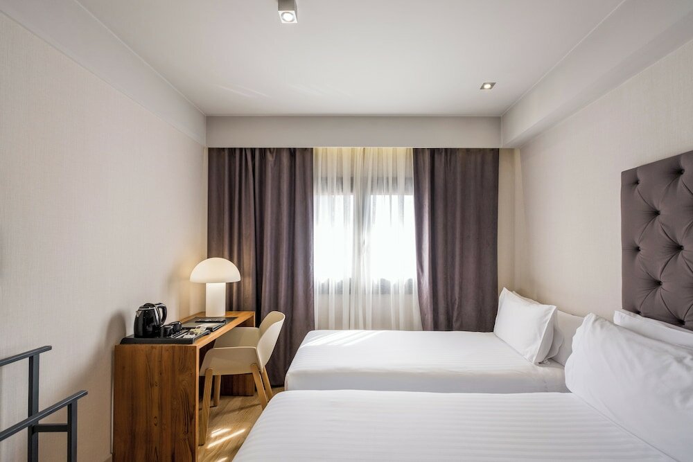Фото Hotel Zenit Abeba