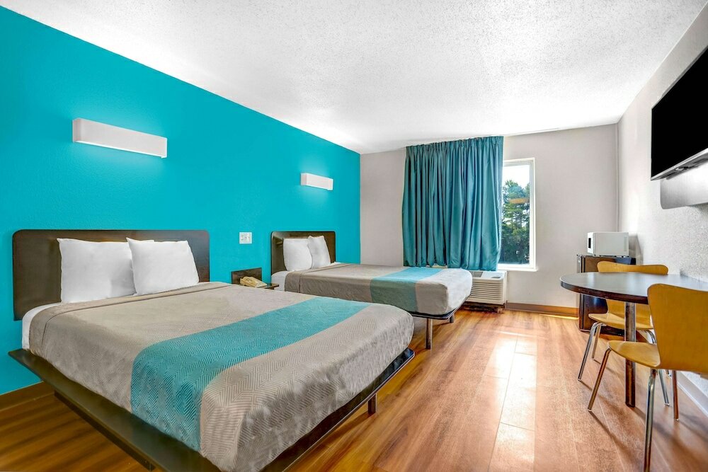 Фото Motel 6 Raleigh, Nc - North