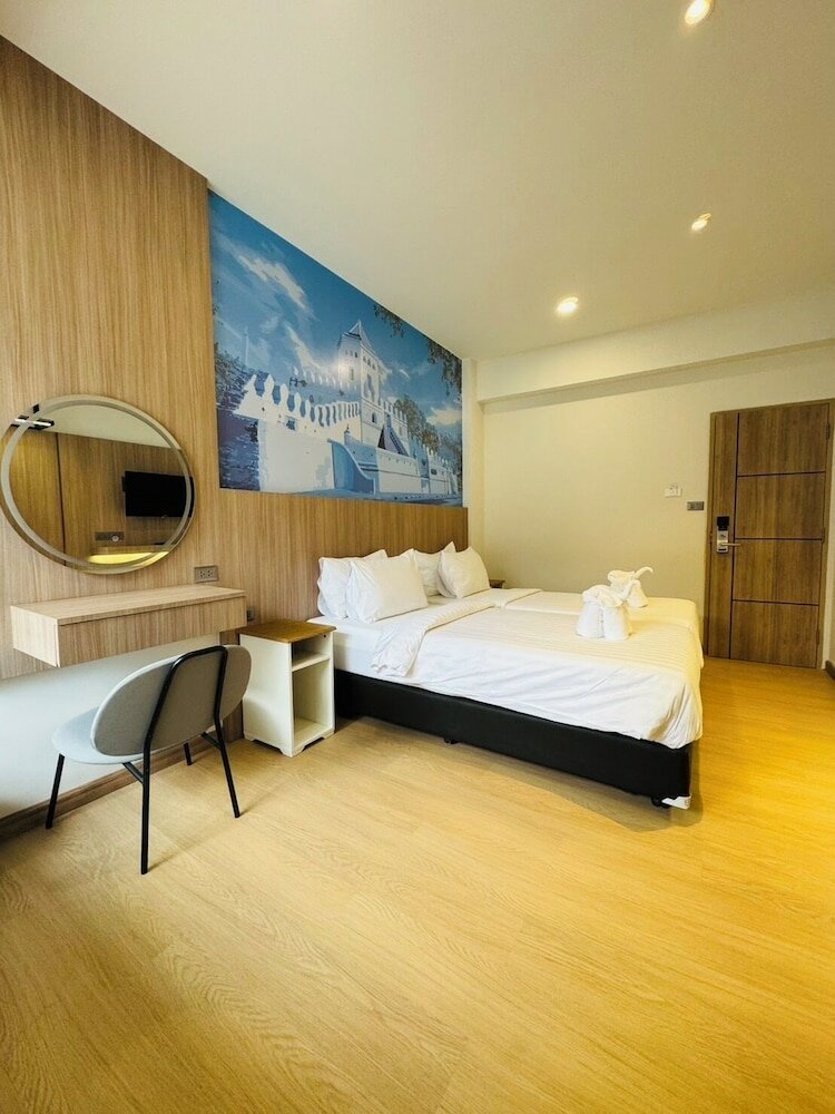 Фото New Siam II