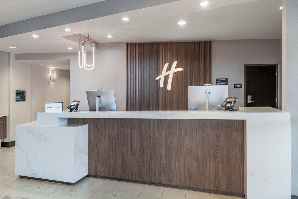Фото Holiday Inn Boise Airport