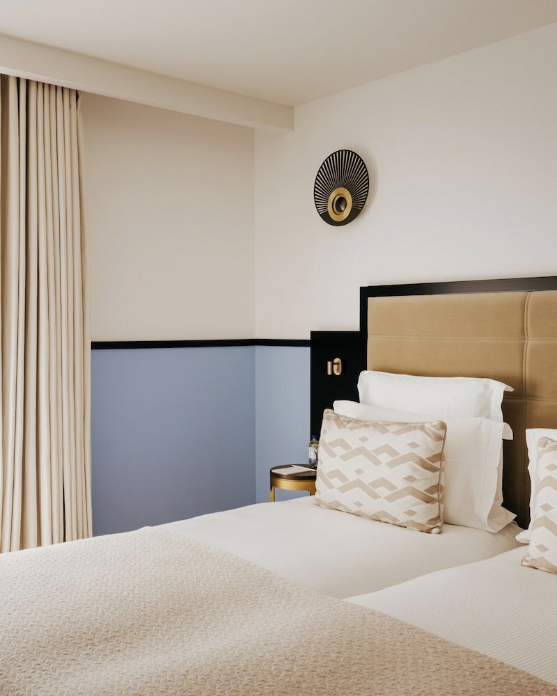 Фото Hôtel Les Roches Blanches