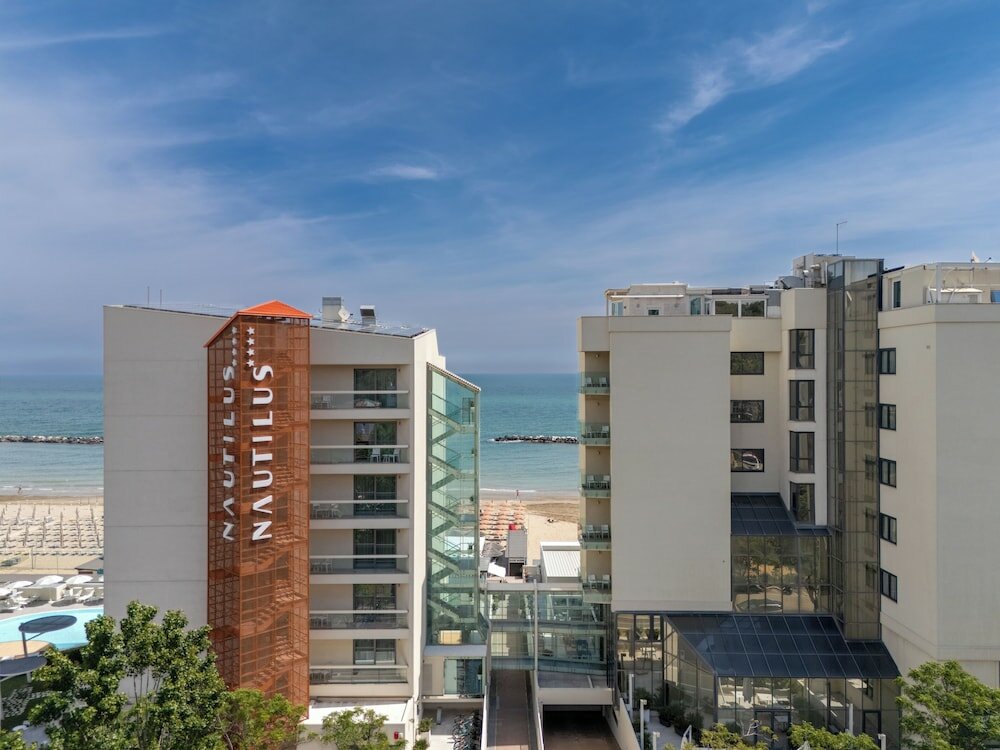 Фото Nautilus Family Hotel