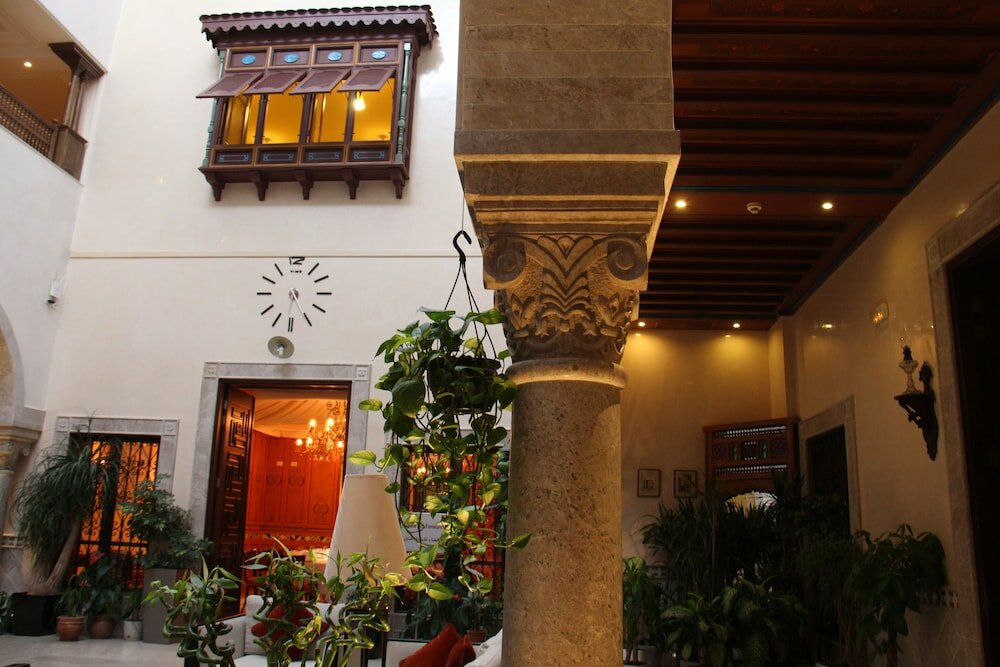 Фото Hotel Borj Dhiafa