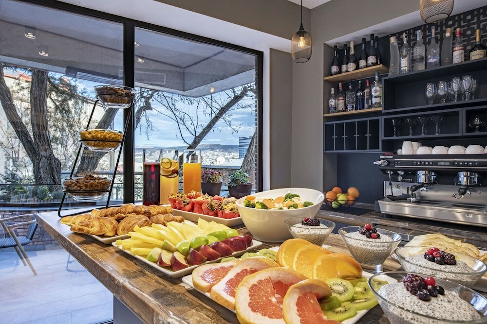 Фото Barnovi Hotel