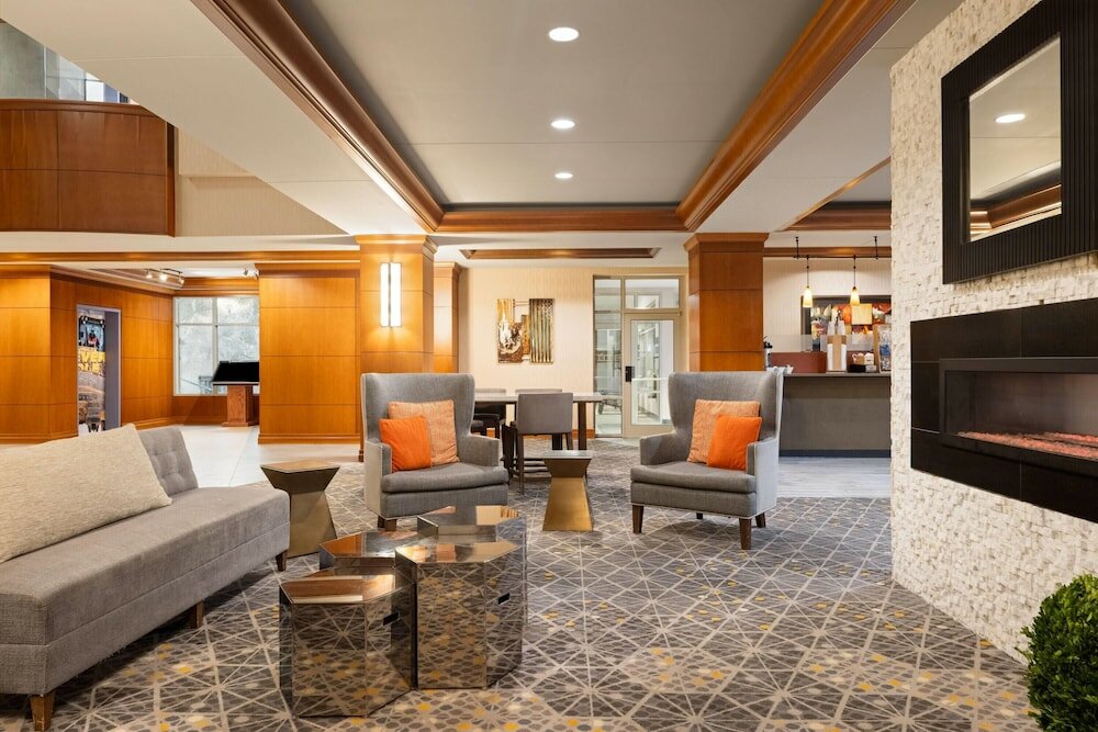 Фото Wyndham Moline on John Deere Commons