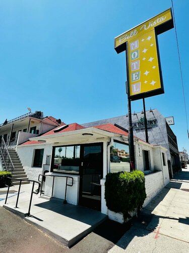 Гостиница Bell Vista Motel в Бербанке