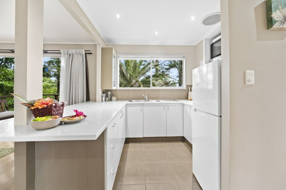 Фото Broad Leaf Villas