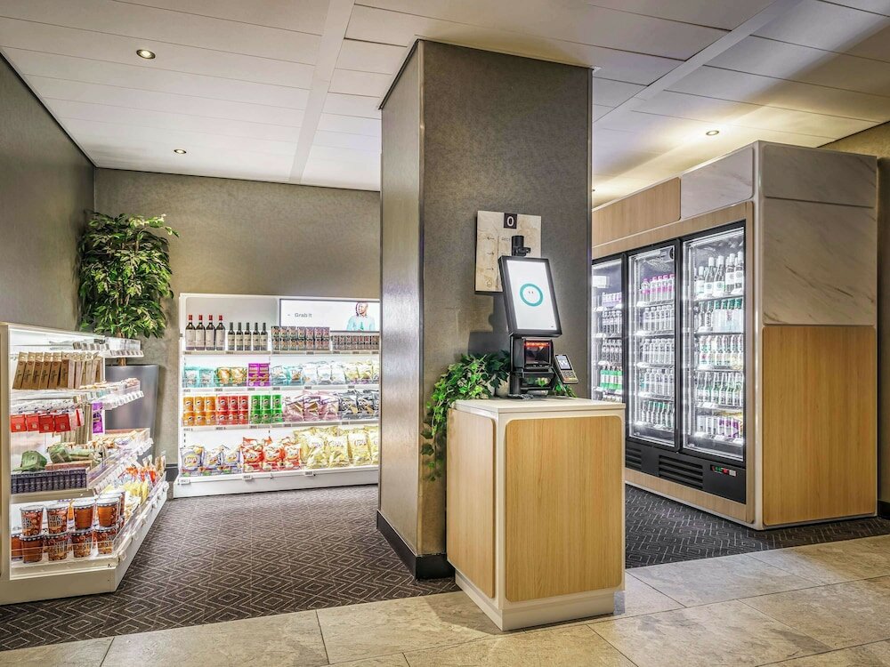 Фото Mercure Hotel Amsterdam Sloterdijk Station