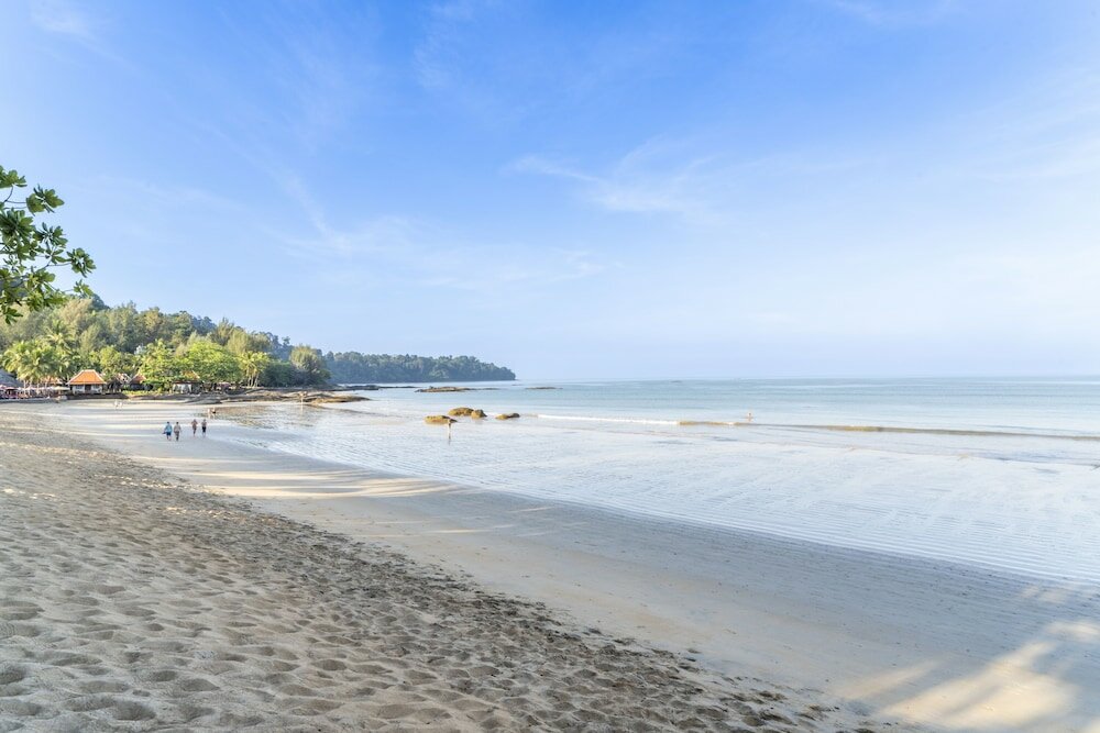 Фото Baan Khaolak Beach Resort