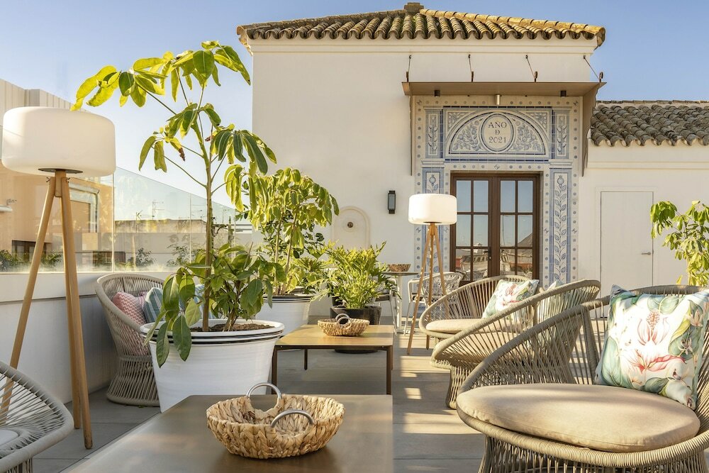 Фото Vincci Molviedro Suites Apartments