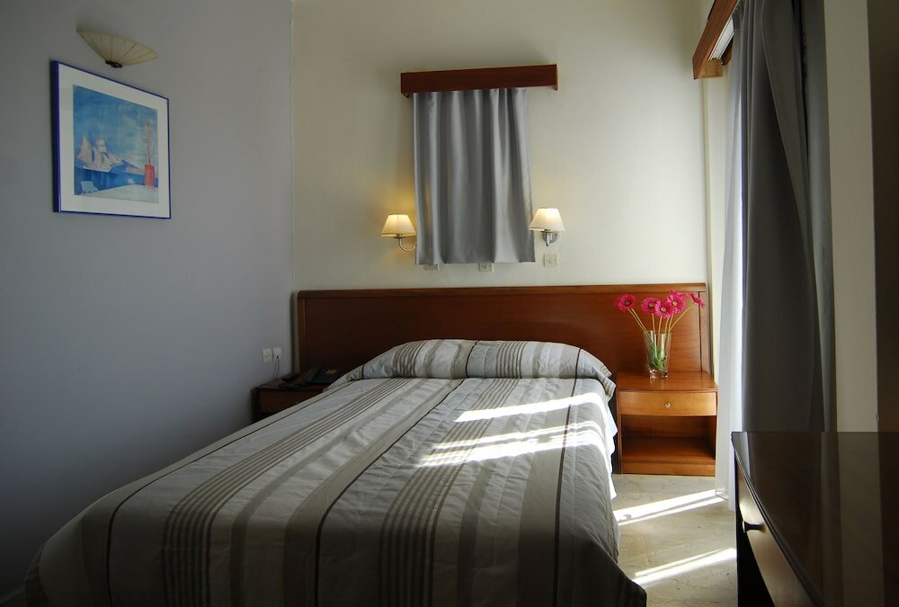 Фото Lato Hotel