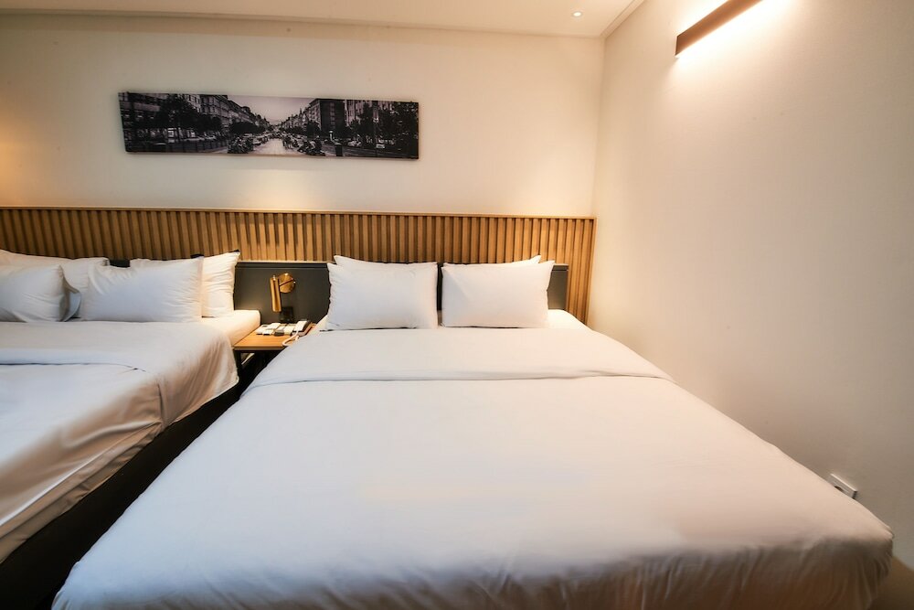 Фото West In Hotel