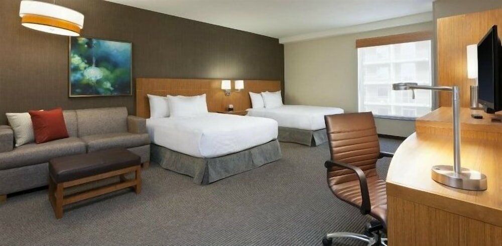 Фото Hyatt Place Charlotte Downtown