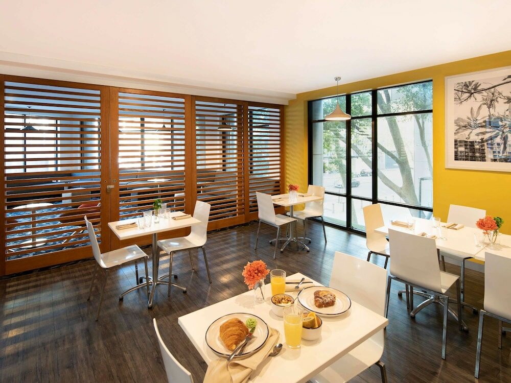 Фото Ibis Styles Sydney Central