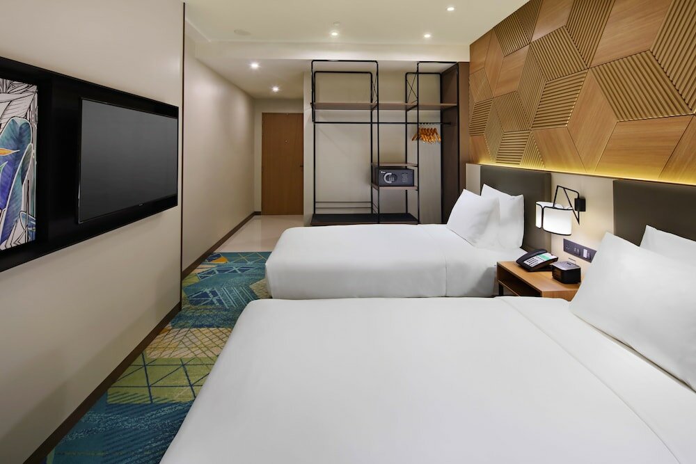 Фото Holiday Inn Cebu City