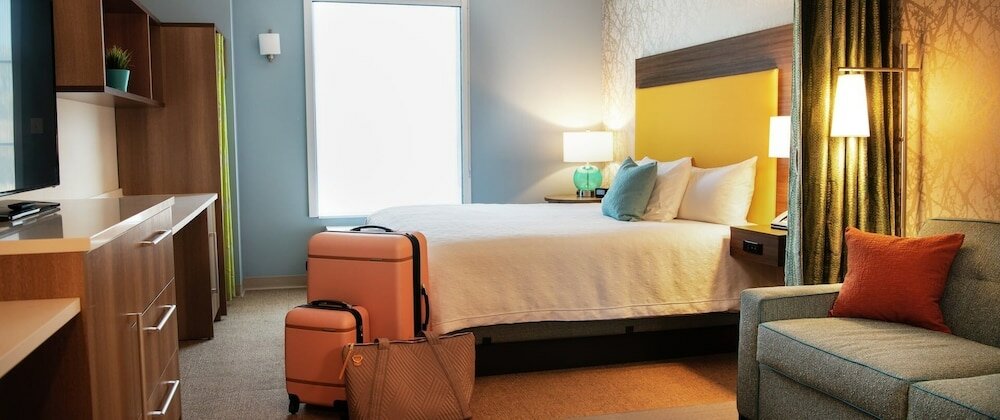 Фото Home2 Suites by Hilton Cheyenne