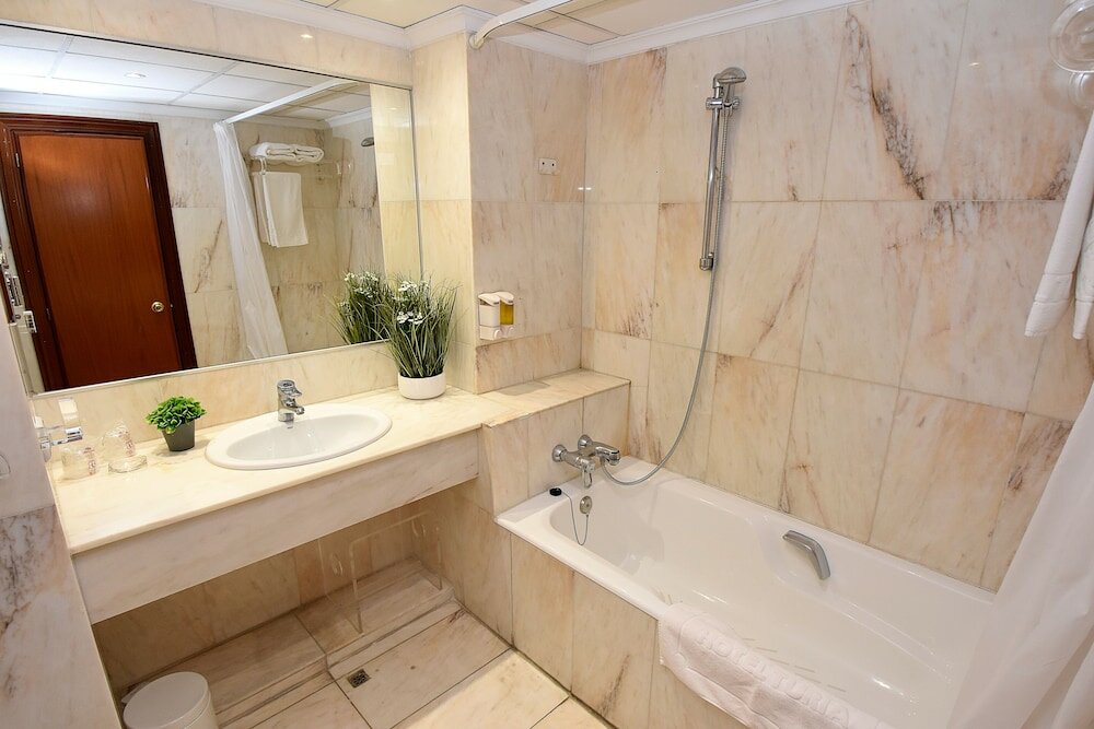Фото Hotel Turia Valencia