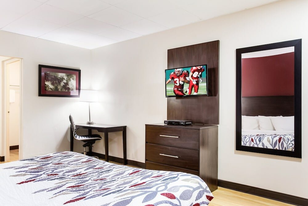 Фото Red Roof Inn York Downtown