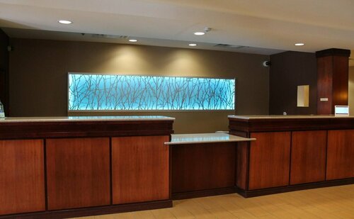 Гостиница Fairfield Inn & Suites by Marriott Frankfort во Франкфорте