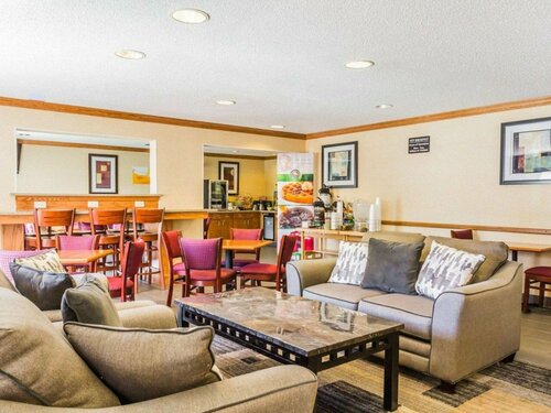 Гостиница Quality Inn & Suites Golden - Denver West в Уит Ридж