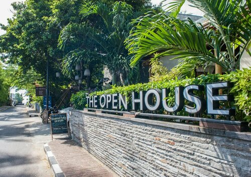 Внешний вид отеля The Open House Bali в Джимбаране, фото 2