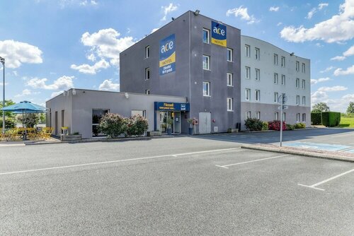 Гостиница Ace Hôtel Montluçon в Монлюсоне