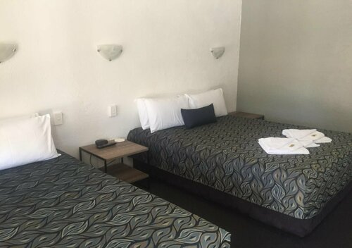 Гостиница Bundaberg Spanish Motor Inn в Бандаберге