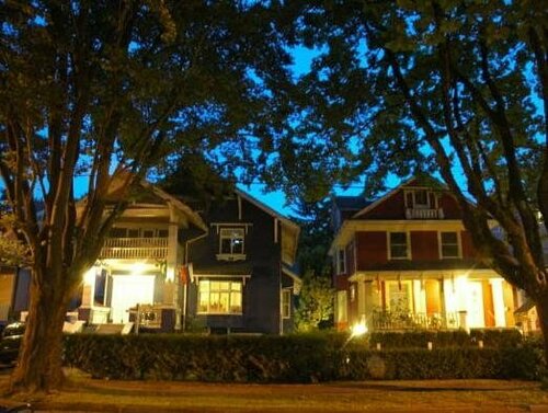 Гостиница Cambie Lodge B&b в Провинции Британская Колумбия