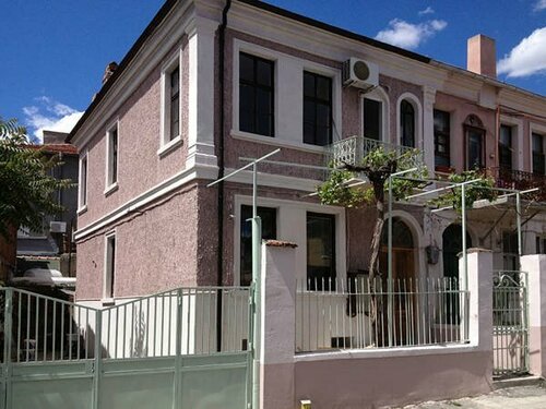Гостиница Old House в Бургасе