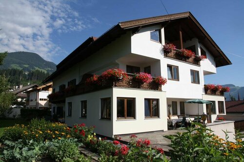 Гостиница Gästehaus Treichl в Фюгене