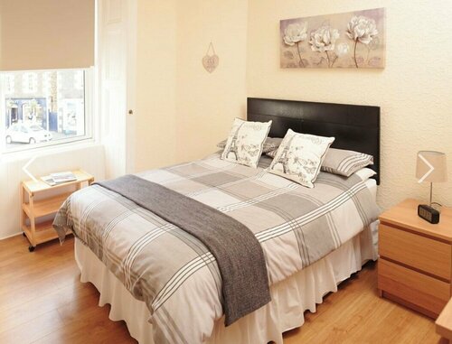 Гостиница Corner House Hotel в Пиблсе