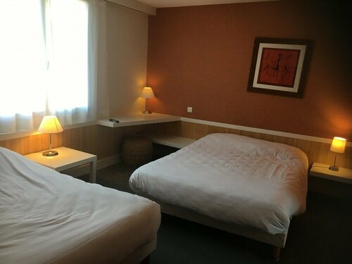 Гостиница Hôtel Le Cap D'Ambre в Ле-Сабле-д'Олоне