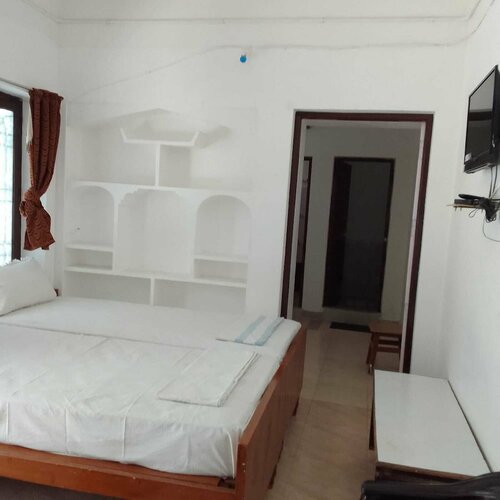 Pari Residential Lodge