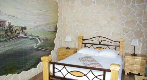 Гостиница Queen Serenity Hotel в Редоне