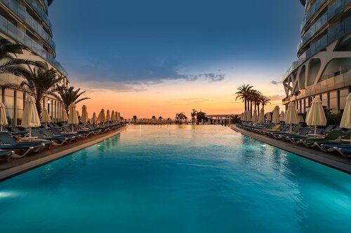 Гостиница Vikingen Infinity Resort & SPA в Тюрклере
