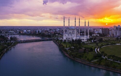 Гостиница Sheraton Grand Adana в Чукурове